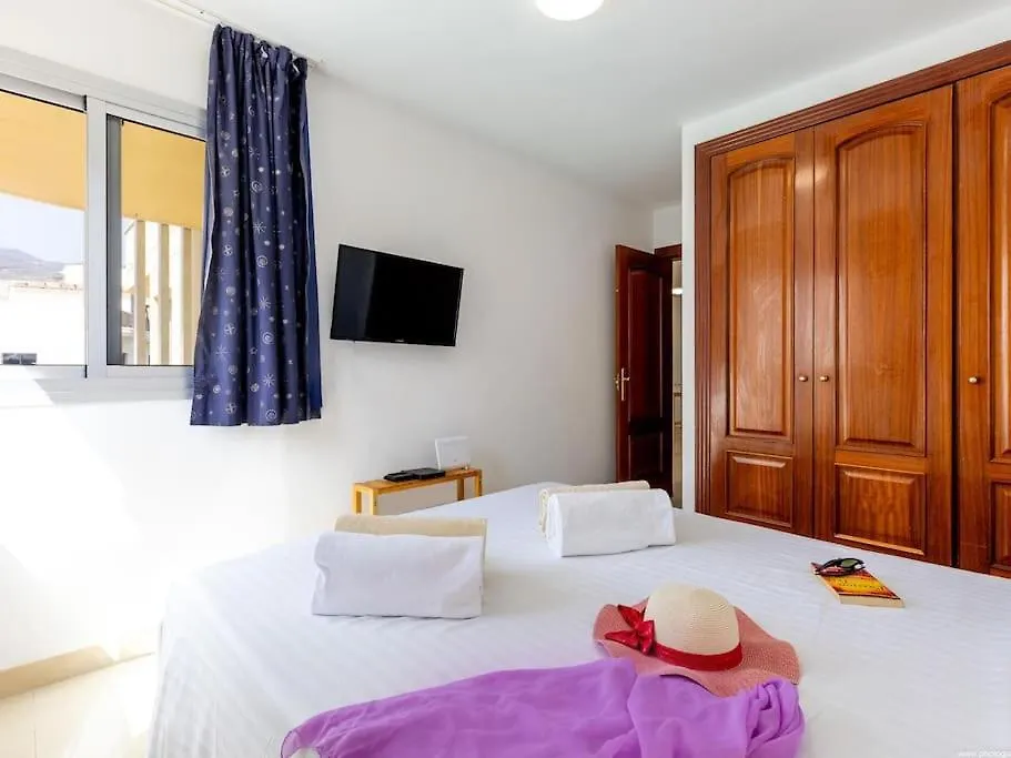 Cozy Apartment Playa Paraiso, Pool 西班牙